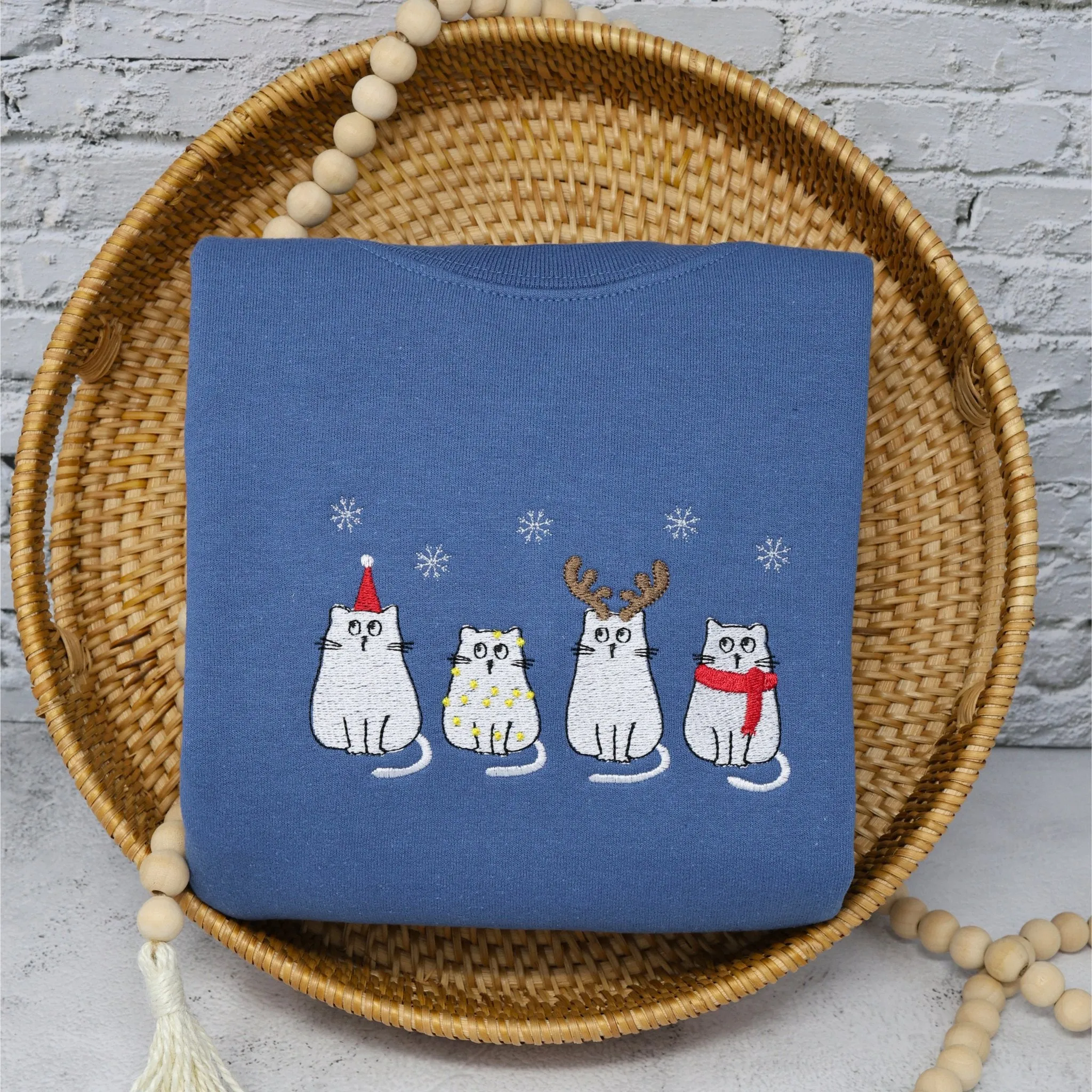 Christmas Cat Embroidered Crewneck Sweatshirt