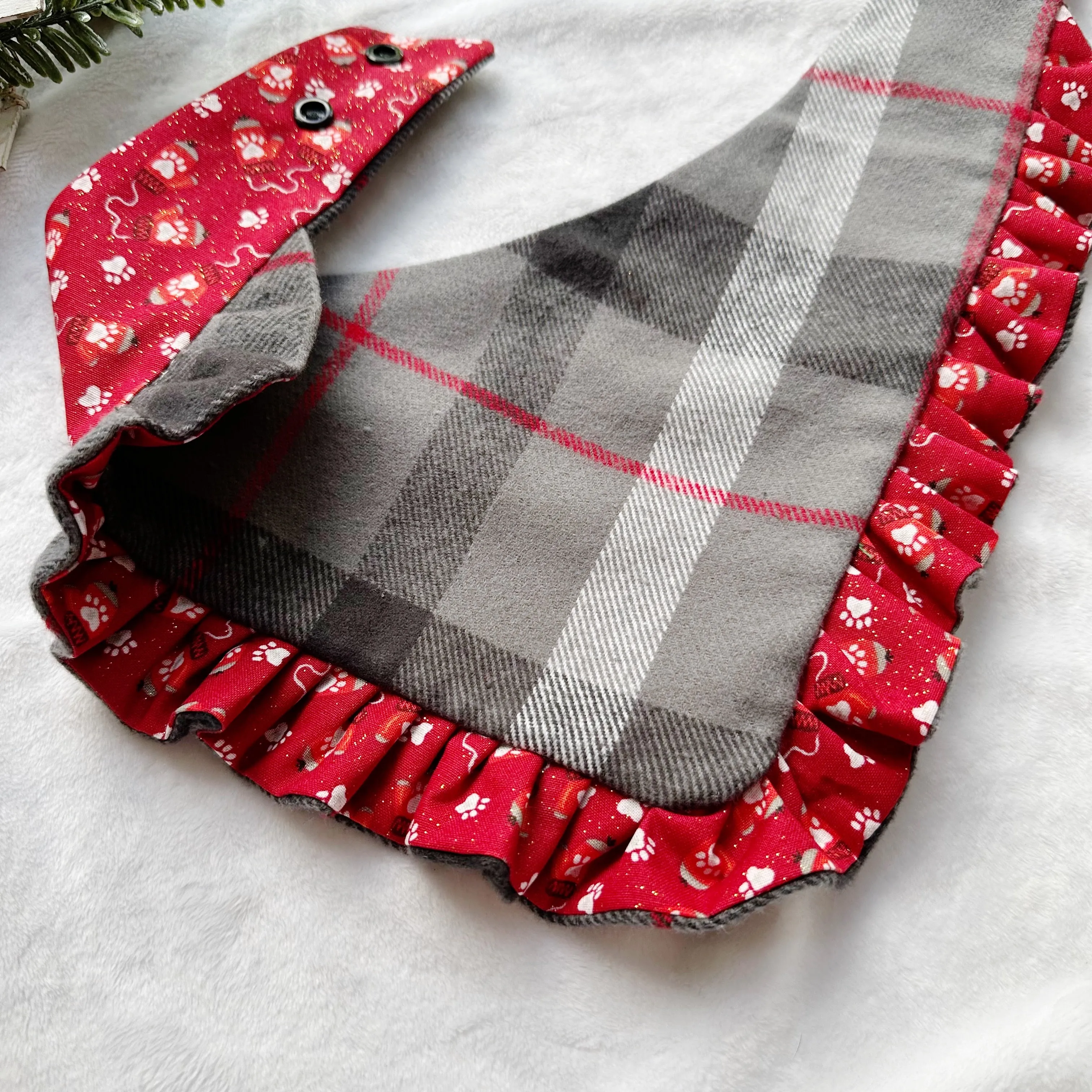 Christmas Red Mittens W/Ruffles Dog bandana